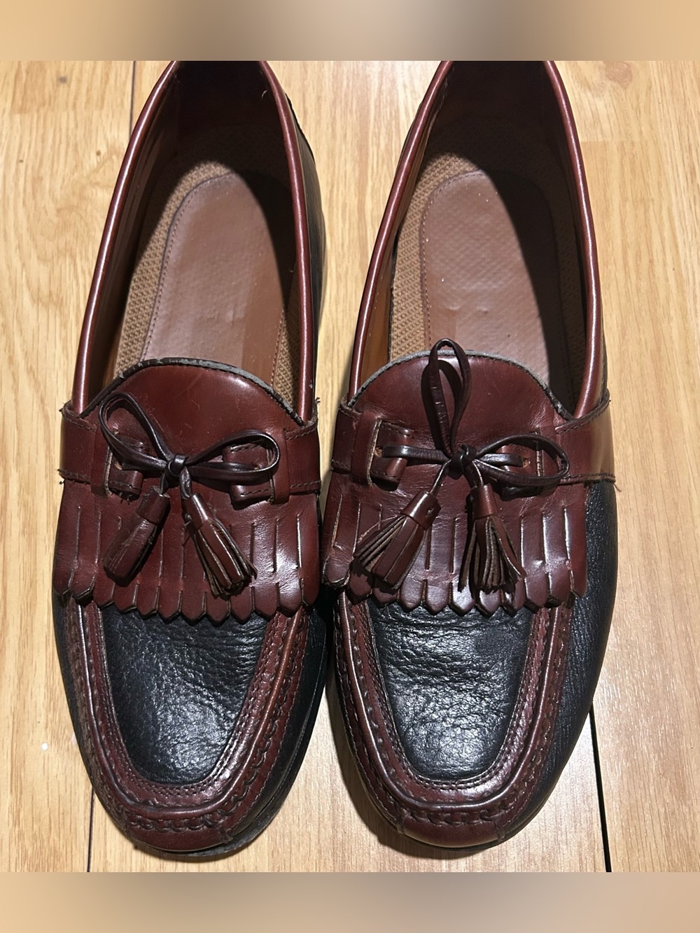 Johnston &Murphy Men's Two-Tone Tassel Loafers in Brown and Black